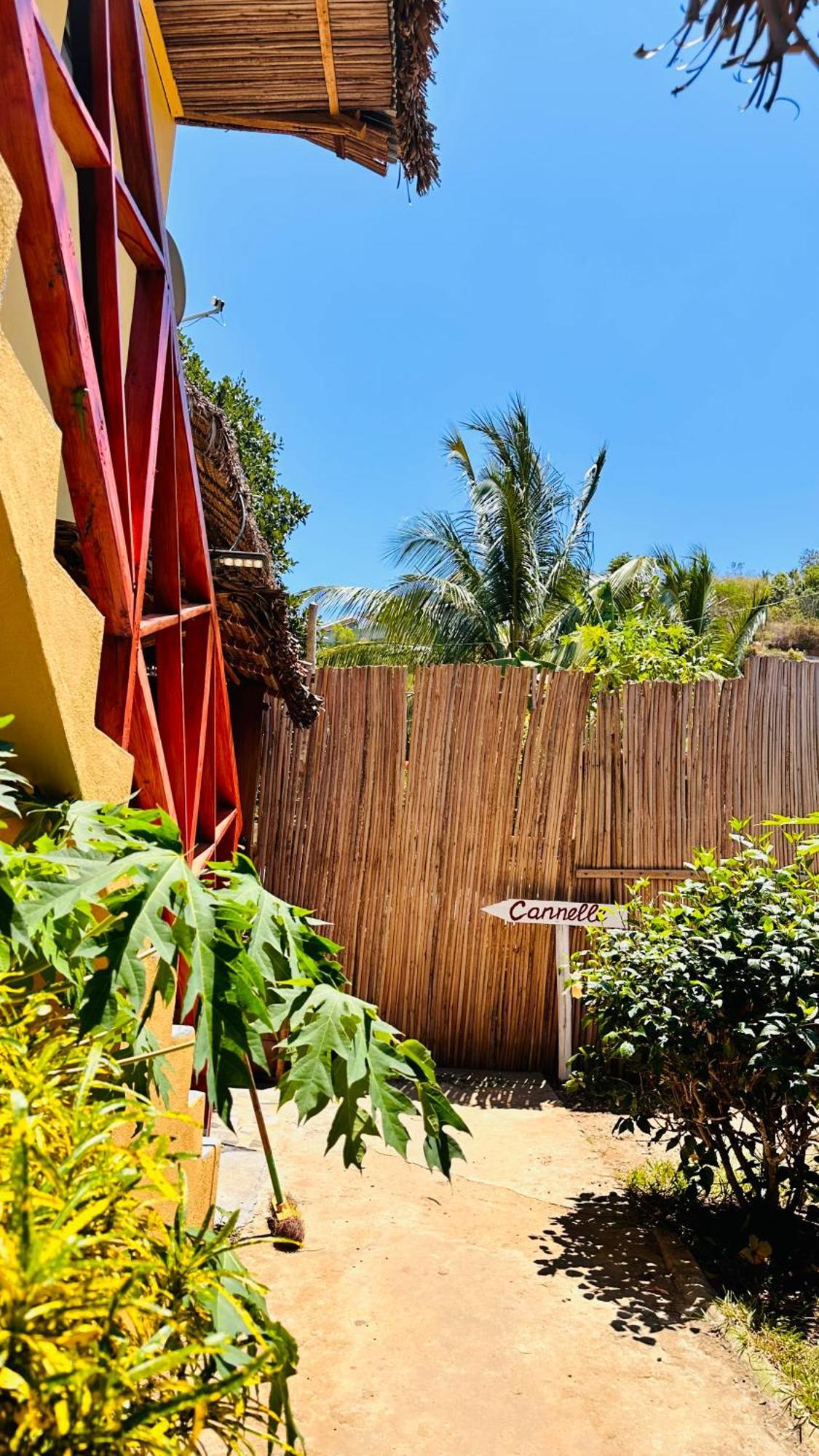 Bungalows Des Tropiques Nosy-Be エクステリア 写真